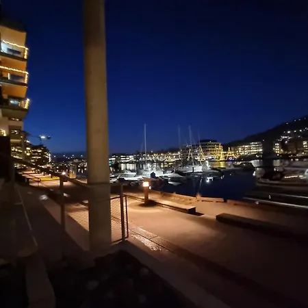 Appartamento Byleilighet I Sjokanten M Terrasse *